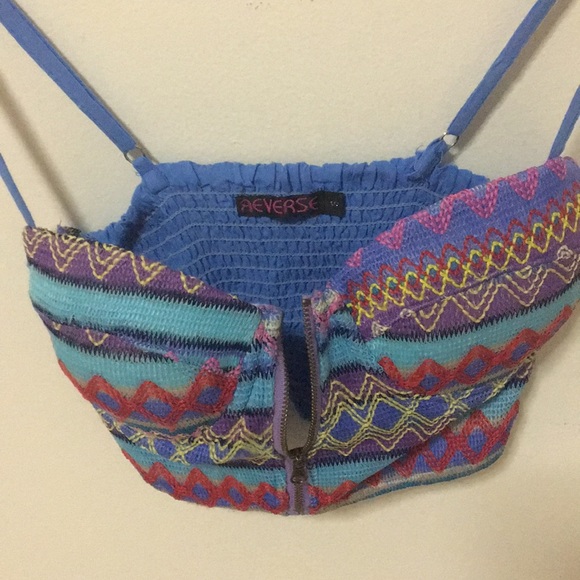 REVERSE Crop Top - Picture 5 of 5